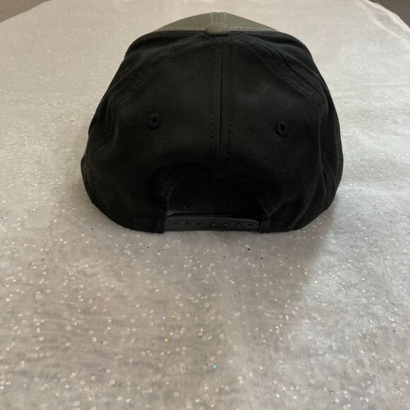 Caterpillar CAT Equipment Hat Peoria IL Black & Gray Snapback Cap Trucker NEW - Picture 6 of 8